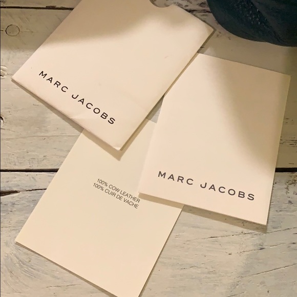 Marc Jacobs camera bag ✨💕 removable straps